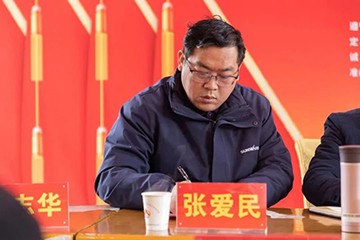 校企相助精准扶贫，产教融合振兴墟落 | 尊龙凯时官网网址智能向相助院校对口扶贫点捐赠挖掘机