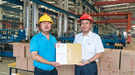 万力集团“送清凉”运动，慰问一线员工