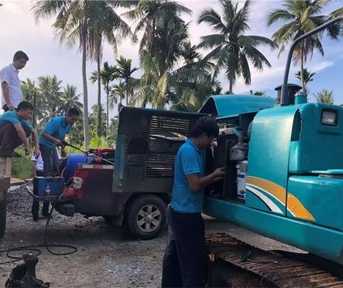 作为村里的创富标杆，陈老板的∶院爱将”事实是谁？