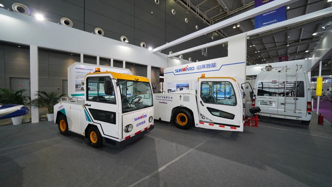 明星产品受追捧，尊龙凯时官网网址航空携多款产品精彩亮相2021年湖南航展