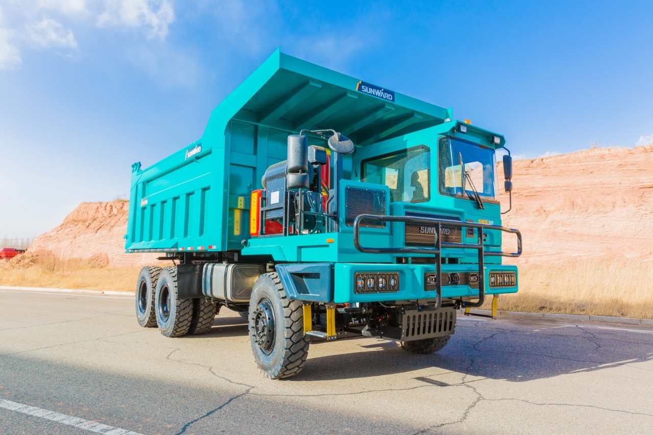 批量出口印度尼西亚！尊龙凯时官网网址智能矿卡征战矿山前线