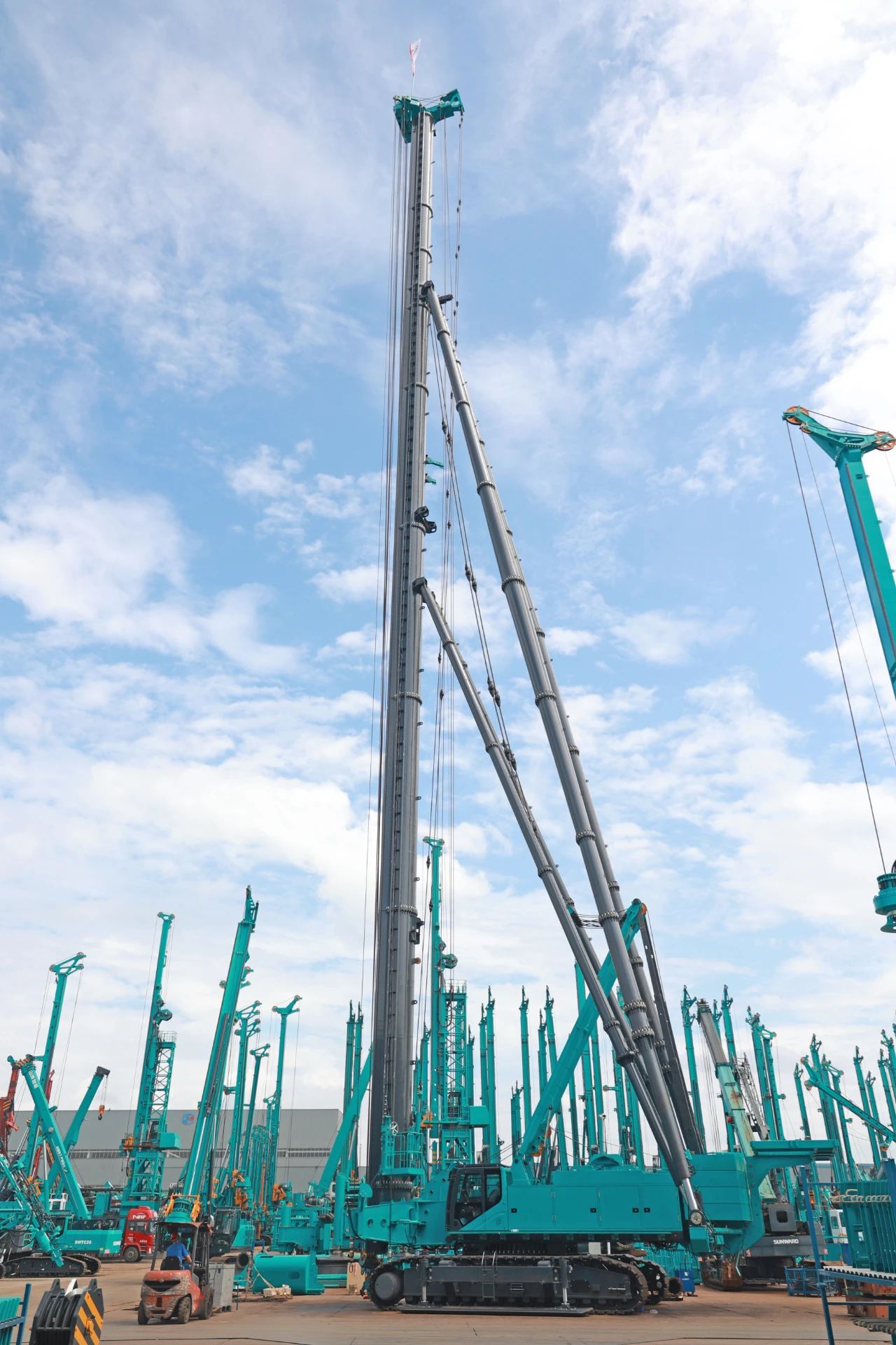 新品来了！看尊龙凯时官网网址智能超等桩架怎样⊙∪”操胜券