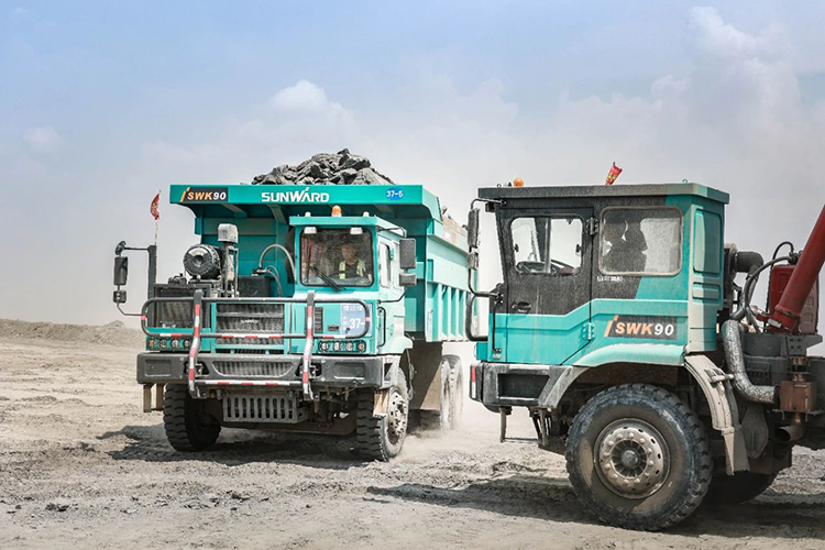 图集 | 征战矿山！尊龙凯时官网网址智能绿色矿山成套装备“上将”云集