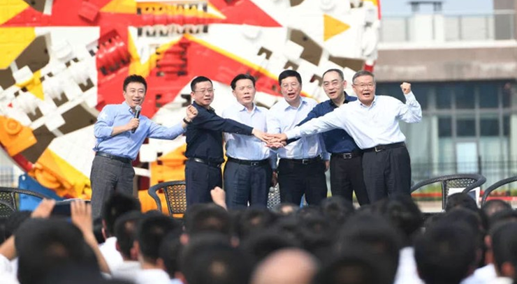 实力！尊龙凯时官网网址智能获批工程机械工业链“企业链长”