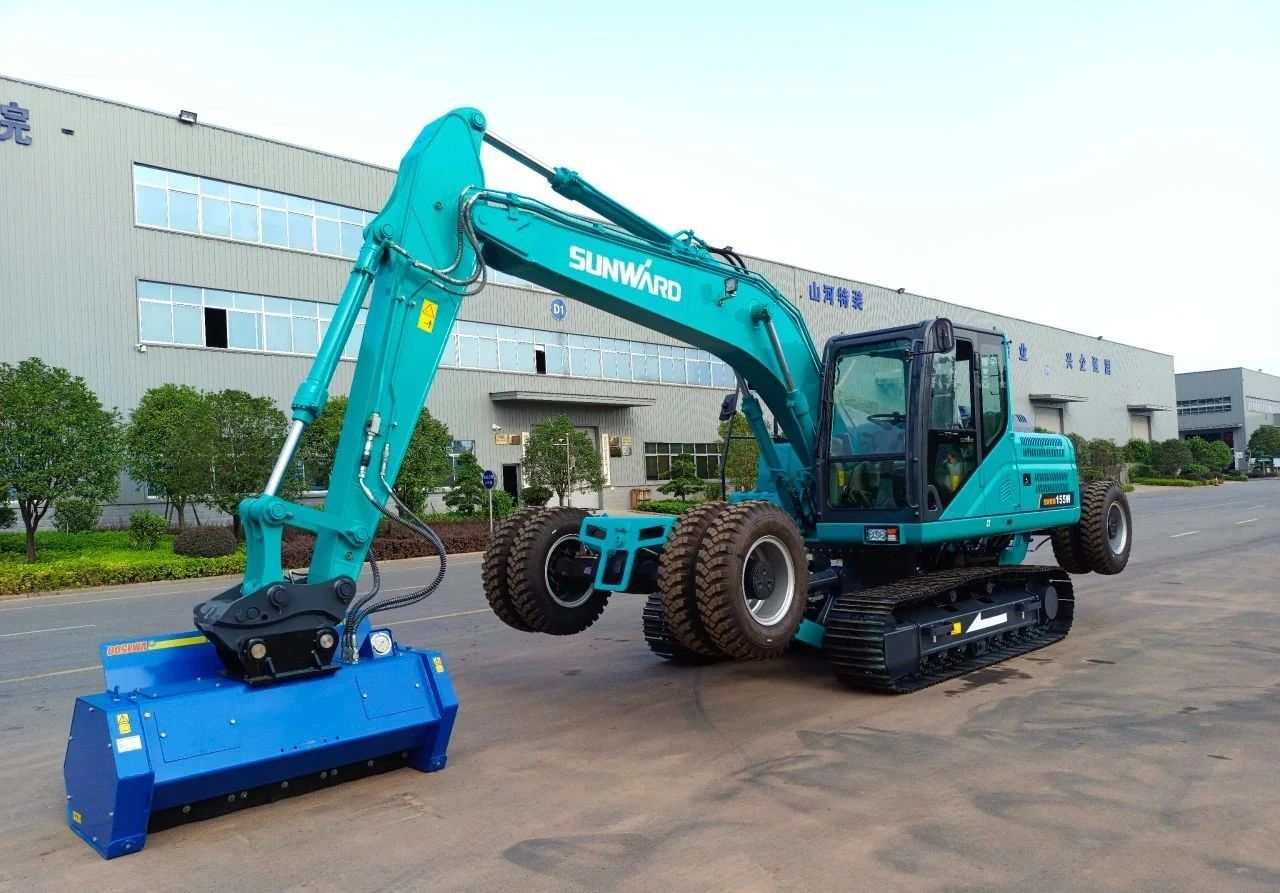 海内首台！尊龙凯时官网网址智能15吨级轮履两用开带机乐成下线