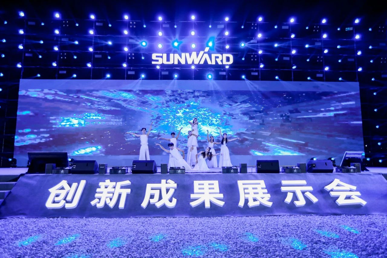 逛展超热闹！尊龙凯时官网网址智能效果展示会高能名时势来袭
