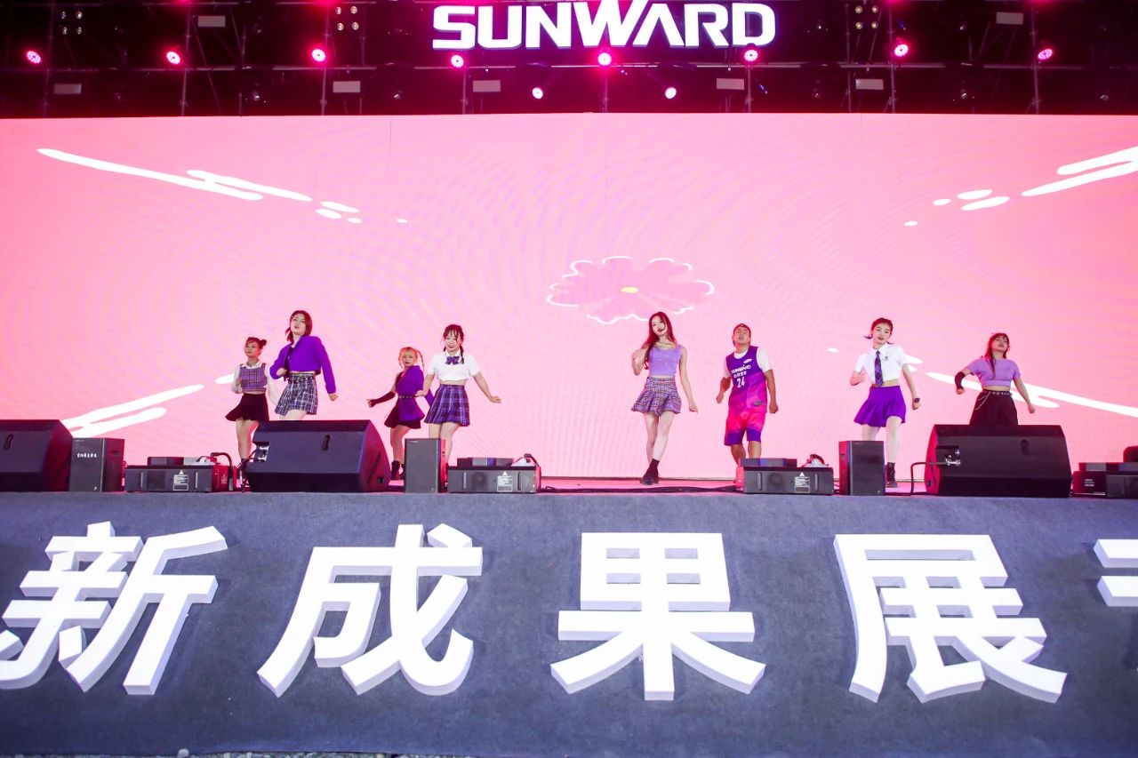 逛展超热闹！尊龙凯时官网网址智能效果展示会高能名时势来袭