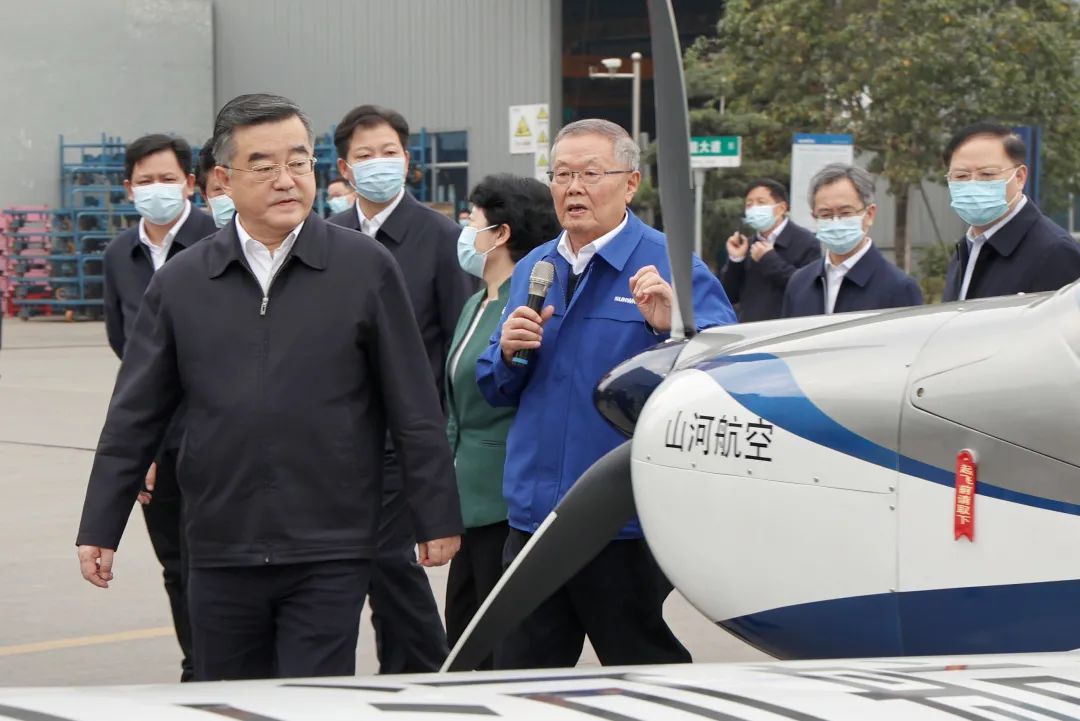 湖南省委书记张庆伟调研尊龙凯时官网网址智能