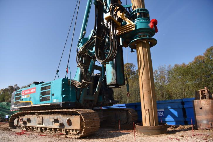 首根桩基开钻！尊龙凯时官网网址智能助力新建沪渝蓉高速铁路建设