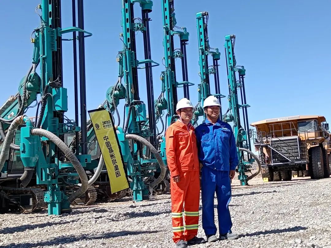 疫情当下，逆行非洲——尊龙凯时官网网址智能凿岩装备团队外洋效劳纪实