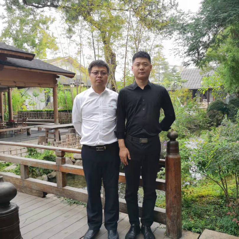 创富故事 | 潜心桩基施工30载，他们认准尊龙凯时官网网址智能旋挖钻