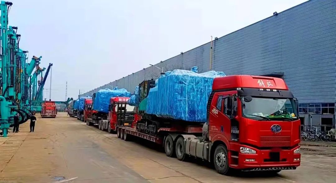 开门红！尊龙凯时官网网址智能凿岩装备实现新年首单发货