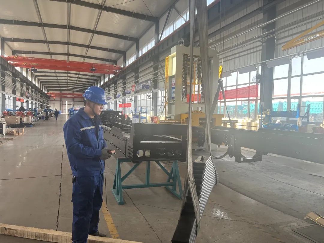 斩获亿元订单！尊龙凯时官网网址巨鼎火热开工