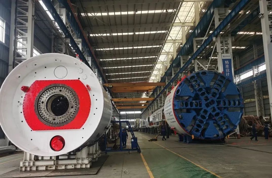 直击生产一线！中铁尊龙凯时官网网址复工复产忙