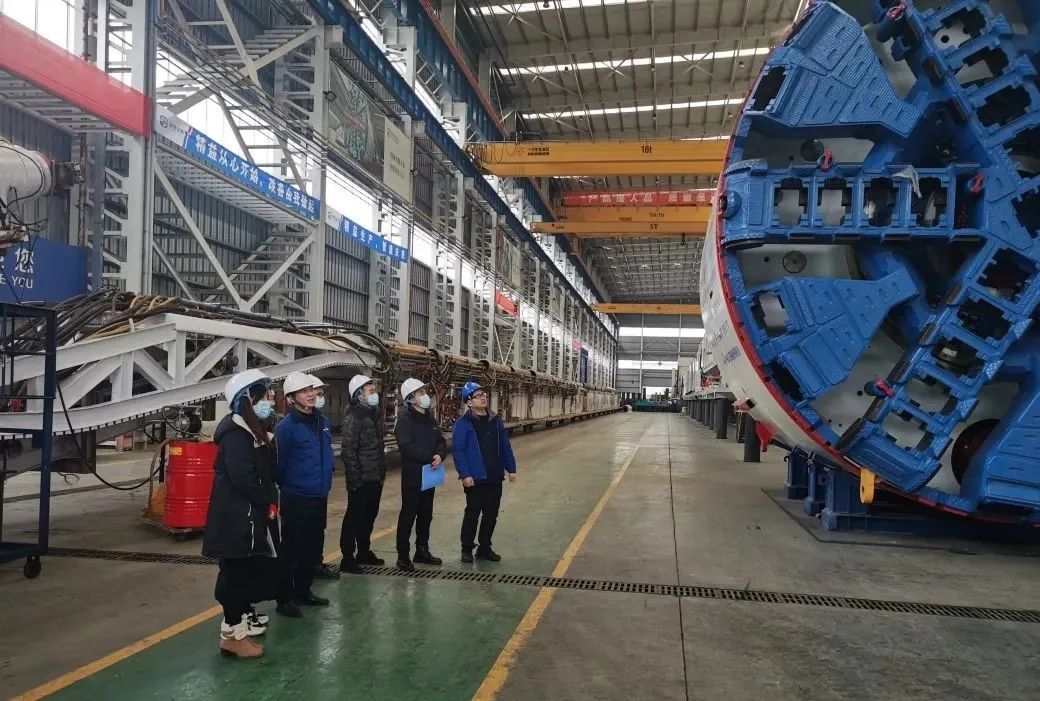 直击生产一线！中铁尊龙凯时官网网址复工复产忙