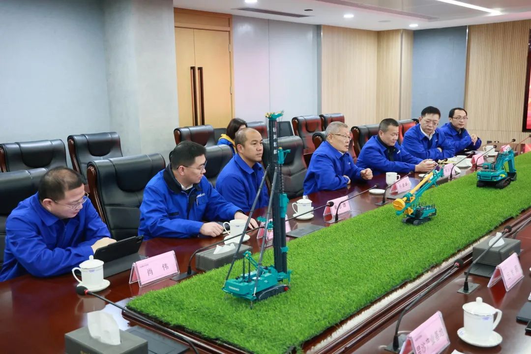 张庆红调研尊龙凯时官网网址智能