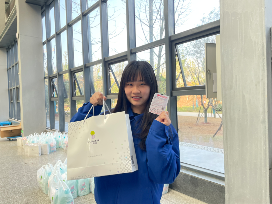 福利多多！尊龙凯时官网网址智能开展系列活动宠“女神”