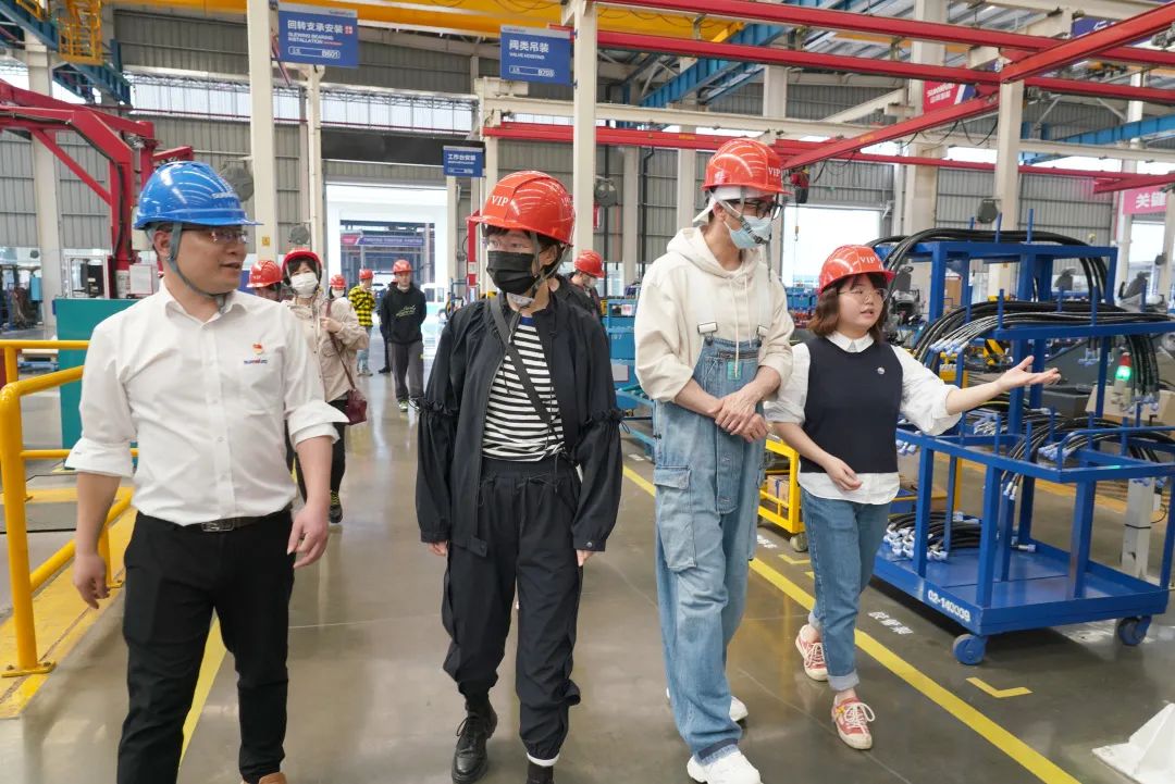 硬实力+软手刺！尊龙凯时官网网址智能协拍电视剧《重中之重》开机