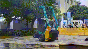 “太绝了！”尊龙凯时官网网址智能代表长沙精彩亮相湖南省第一届职业手艺大赛特技绝活展演