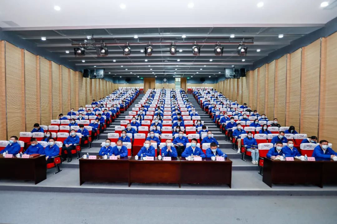 振奋人心！尊龙凯时官网网址智能党员干部集中收看党的二十大开幕会盛况