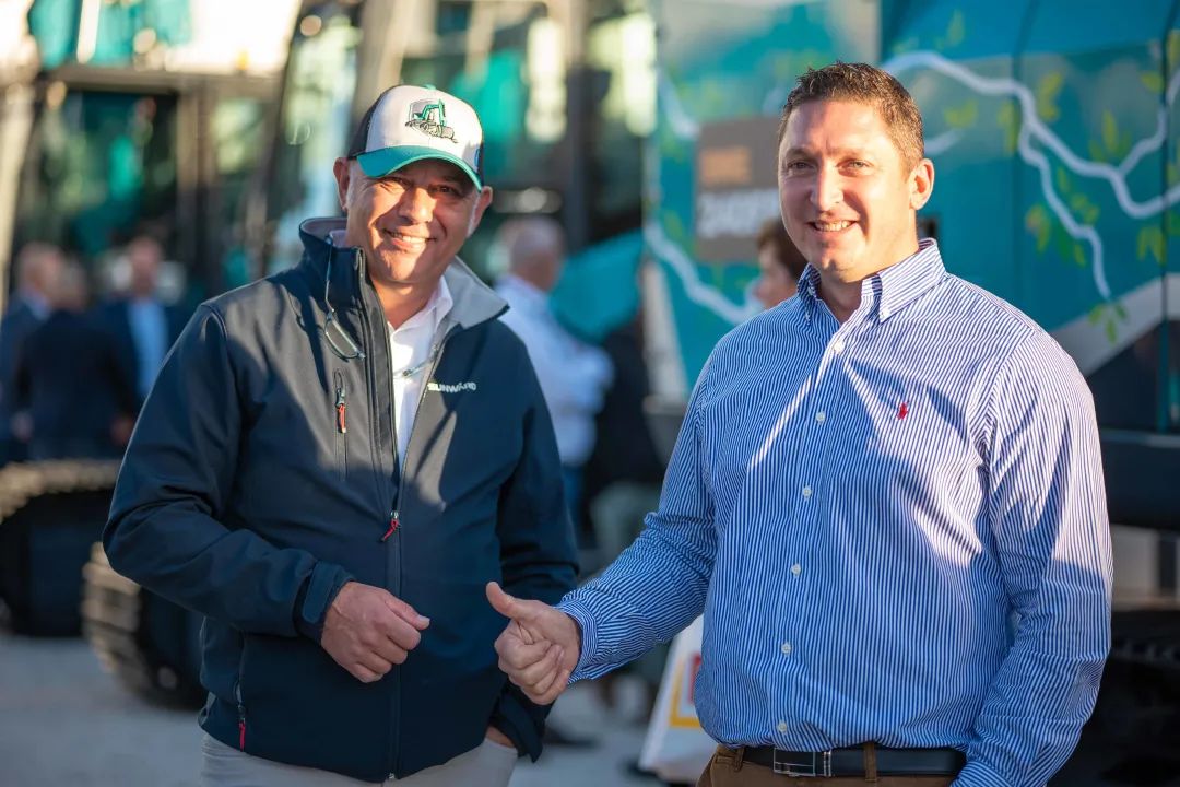 Bauma 2022 | 一组火热现场图带您重温尊龙凯时官网网址智能德国宝马展之旅