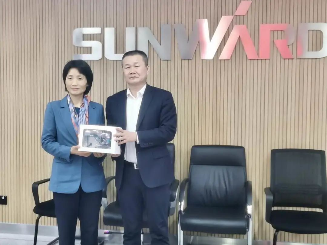 湖南省贸促会考察调研尊龙凯时官网网址智能