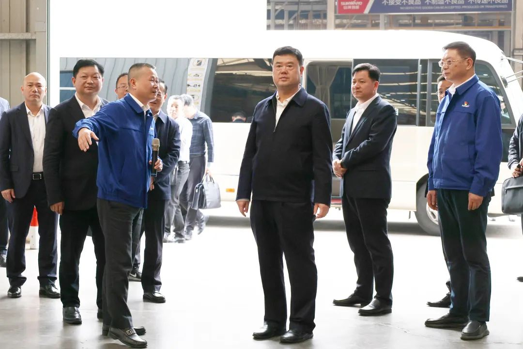 湖南省委政法委书记魏建锋调研尊龙凯时官网网址智能