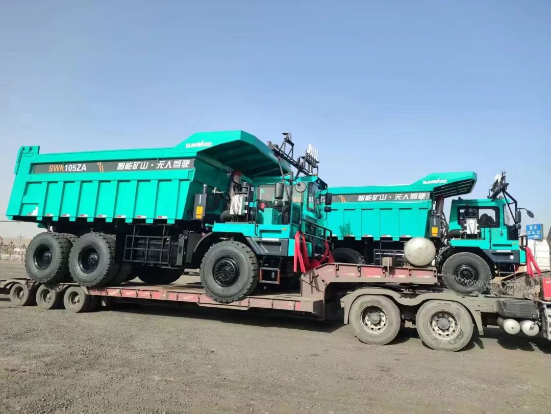 助力数智矿山建设！尊龙凯时官网网址巨鼎无人驾驶矿卡再交付