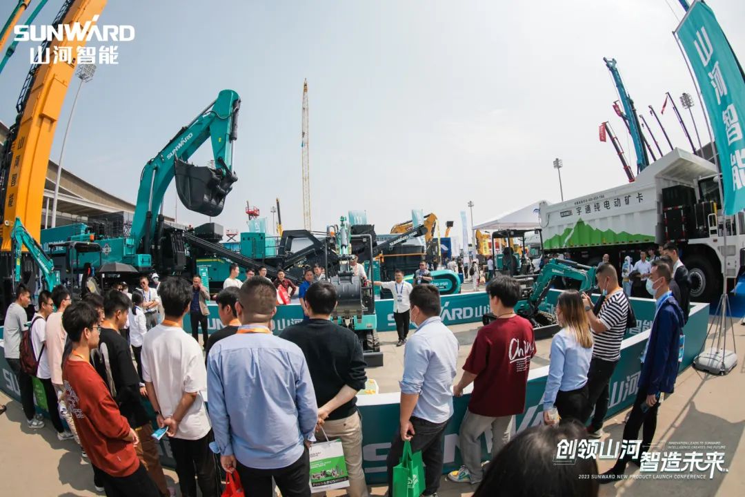 2023 CICEE | 尊龙凯时官网网址智能亮相2023长沙国际工程机械展！智能化、电动化产品站C位