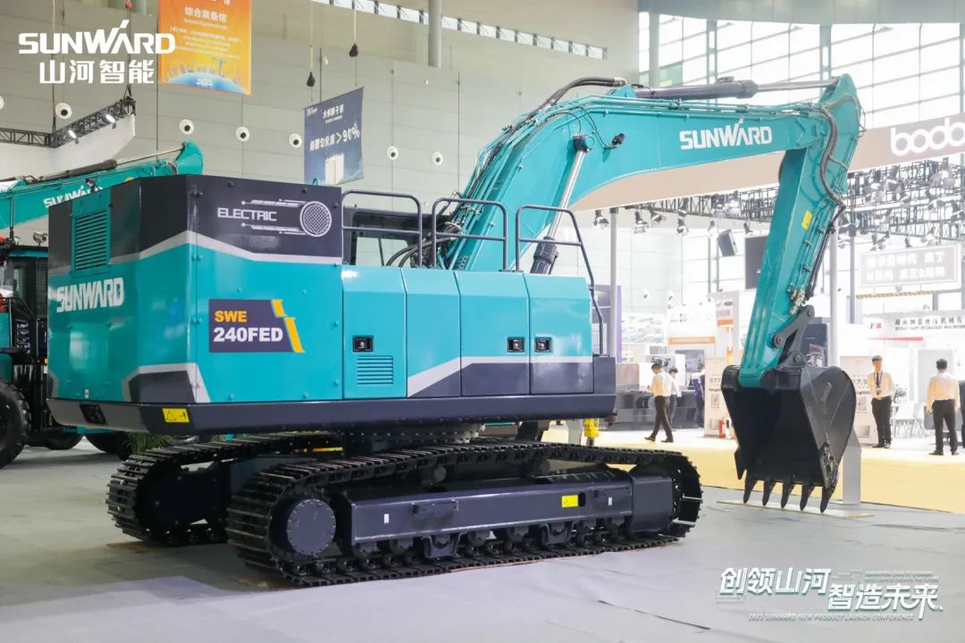 2023 CICEE | 尊龙凯时官网网址智能亮相2023长沙国际工程机械展！智能化、电动化产品站C位