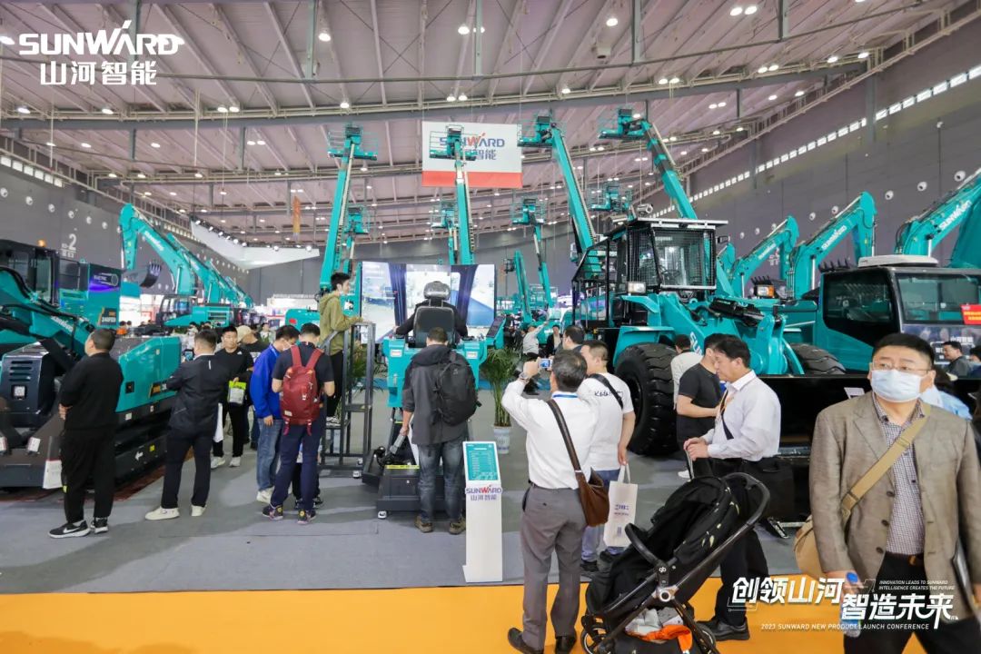 2023 CICEE | 尊龙凯时官网网址智能亮相2023长沙国际工程机械展！智能化、电动化产品站C位