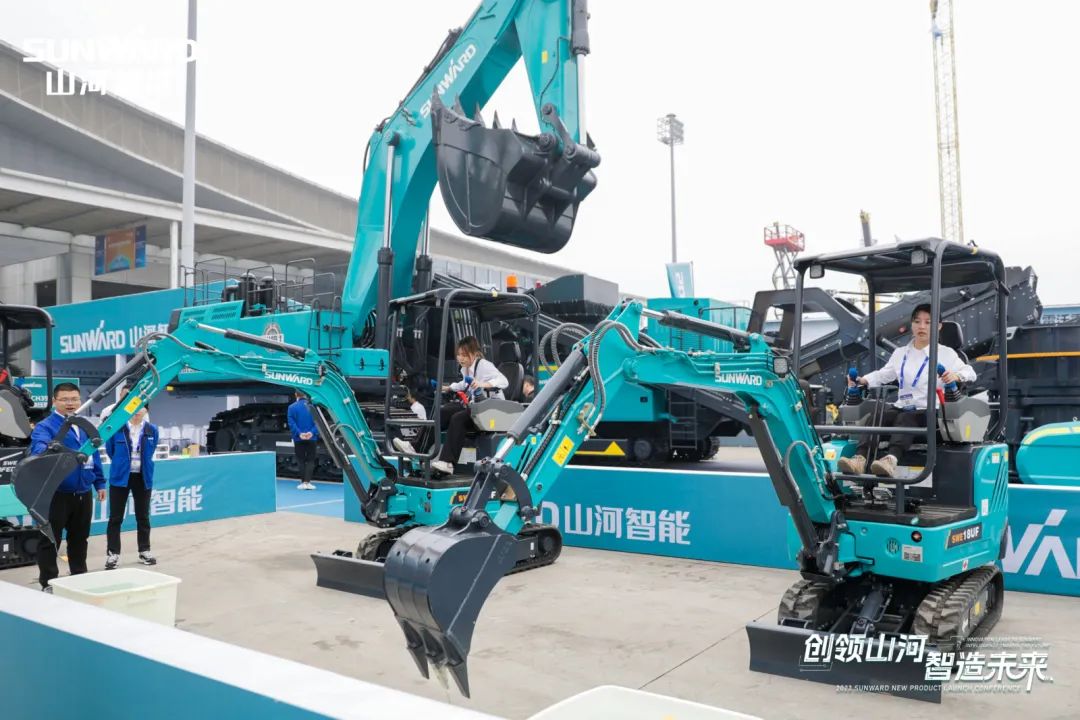2023 CICEE | 尊龙凯时官网网址智能亮相2023长沙国际工程机械展！智能化、电动化产品站C位