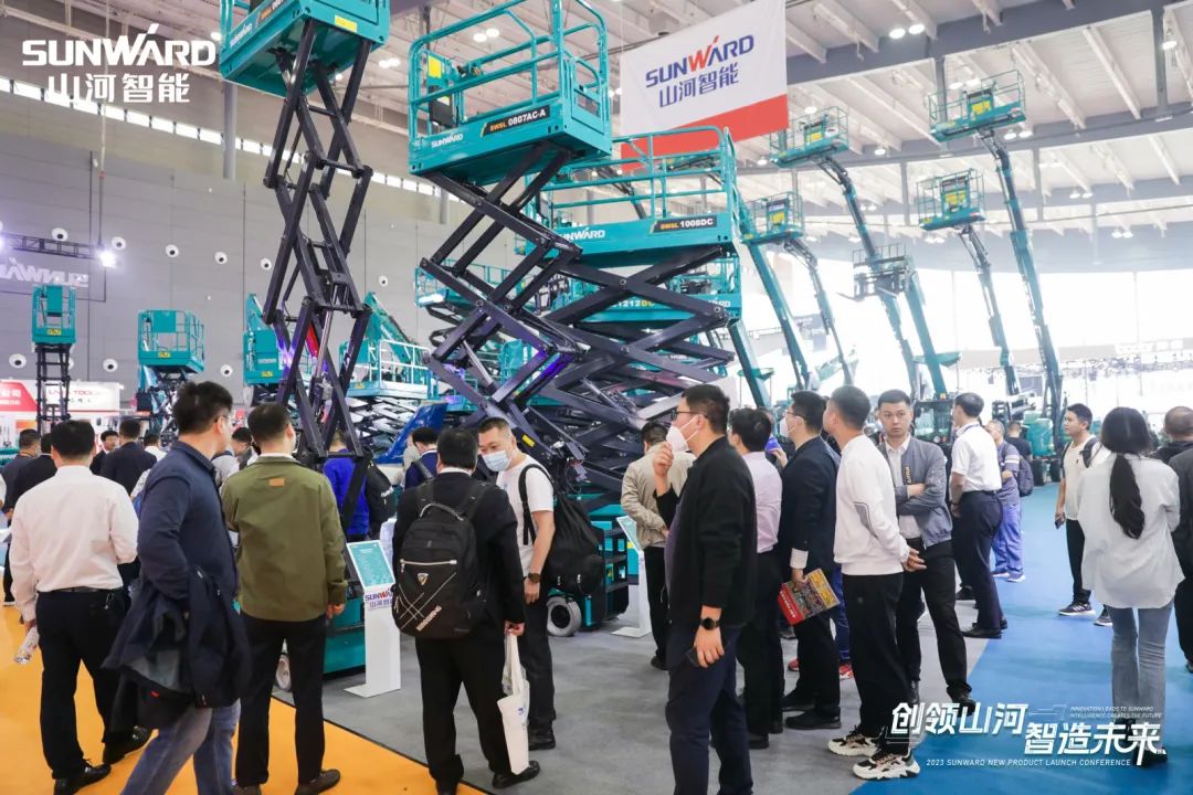 聚焦电动化、智能化！尊龙凯时官网网址智能全系列高空机械产品亮相长沙展