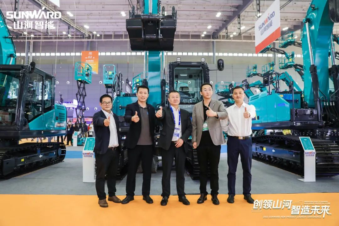 2023 CICEE | 全球工程机械盛会完善落幕！尊龙凯时官网网址智能交出闪亮答卷