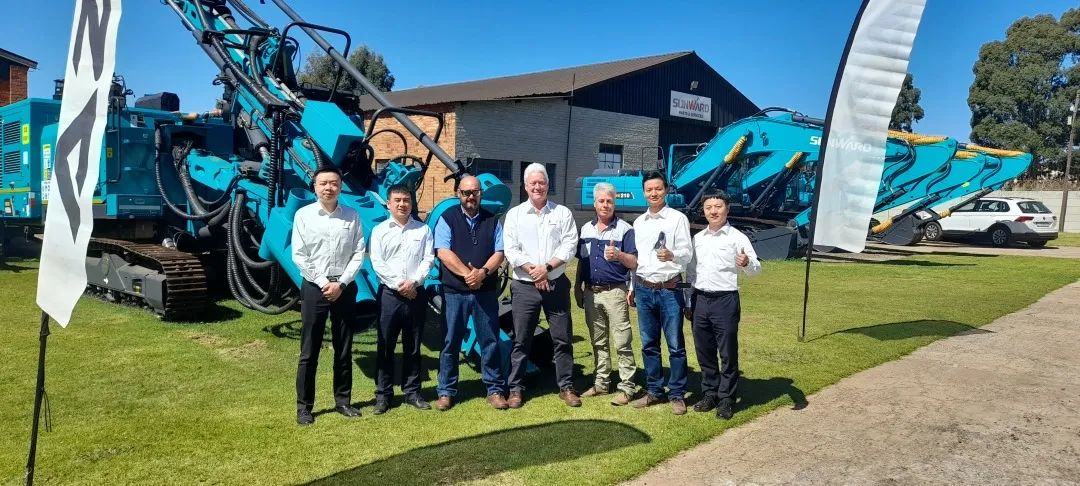 上岸南非，尊龙凯时官网网址智能新型凿岩利器交付客户