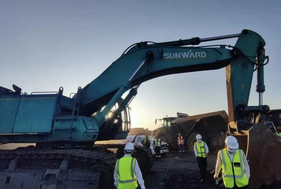 上岸南非，尊龙凯时官网网址智能新型凿岩利器交付客户