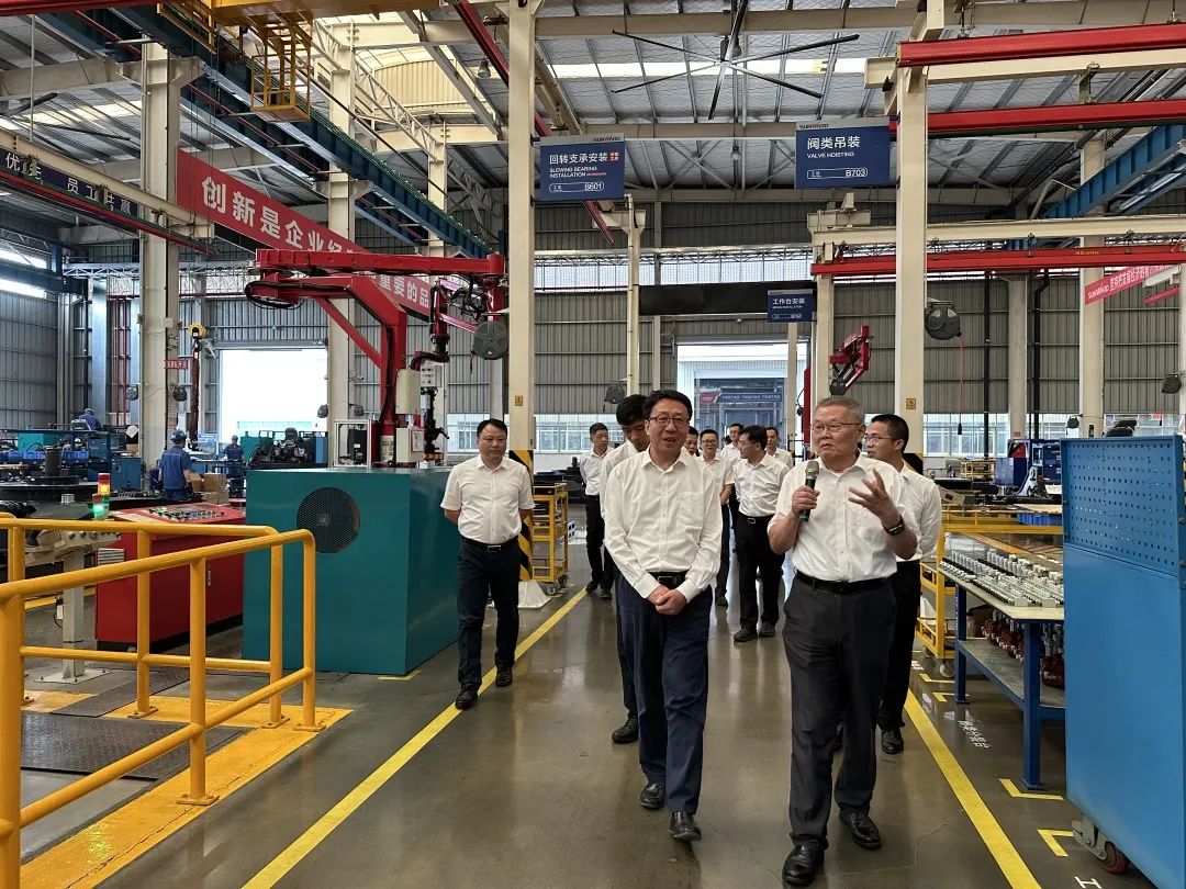 中国联通集团副总司理梁宝俊到访尊龙凯时官网网址智能