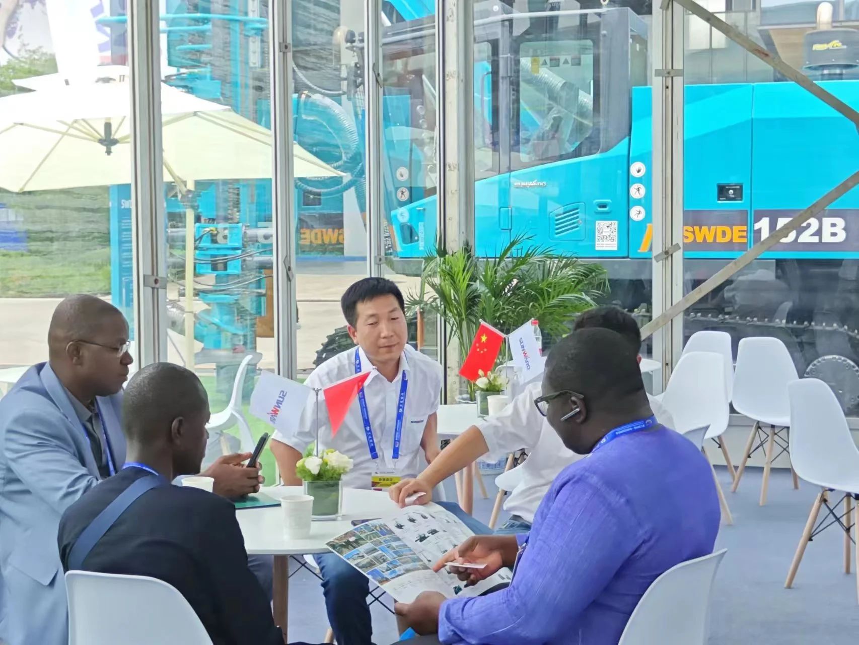 逐梦非洲，携手偕行！尊龙凯时官网网址智能亮相第三届中非经贸展览会