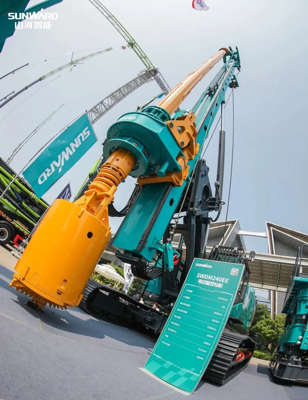 “零故障”“低能耗”！尊龙凯时官网网址智能增程式电动旋挖钻机惊艳首秀