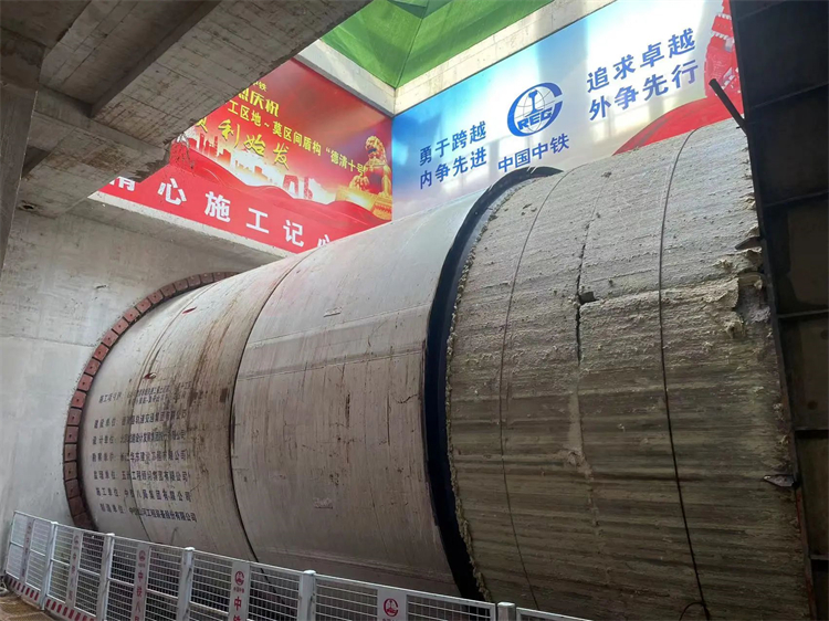 首战华东市。≈刑鹆惫偻泛嫉率杏蛱饭こ痰啬渥笙叨芄够乘焓挤