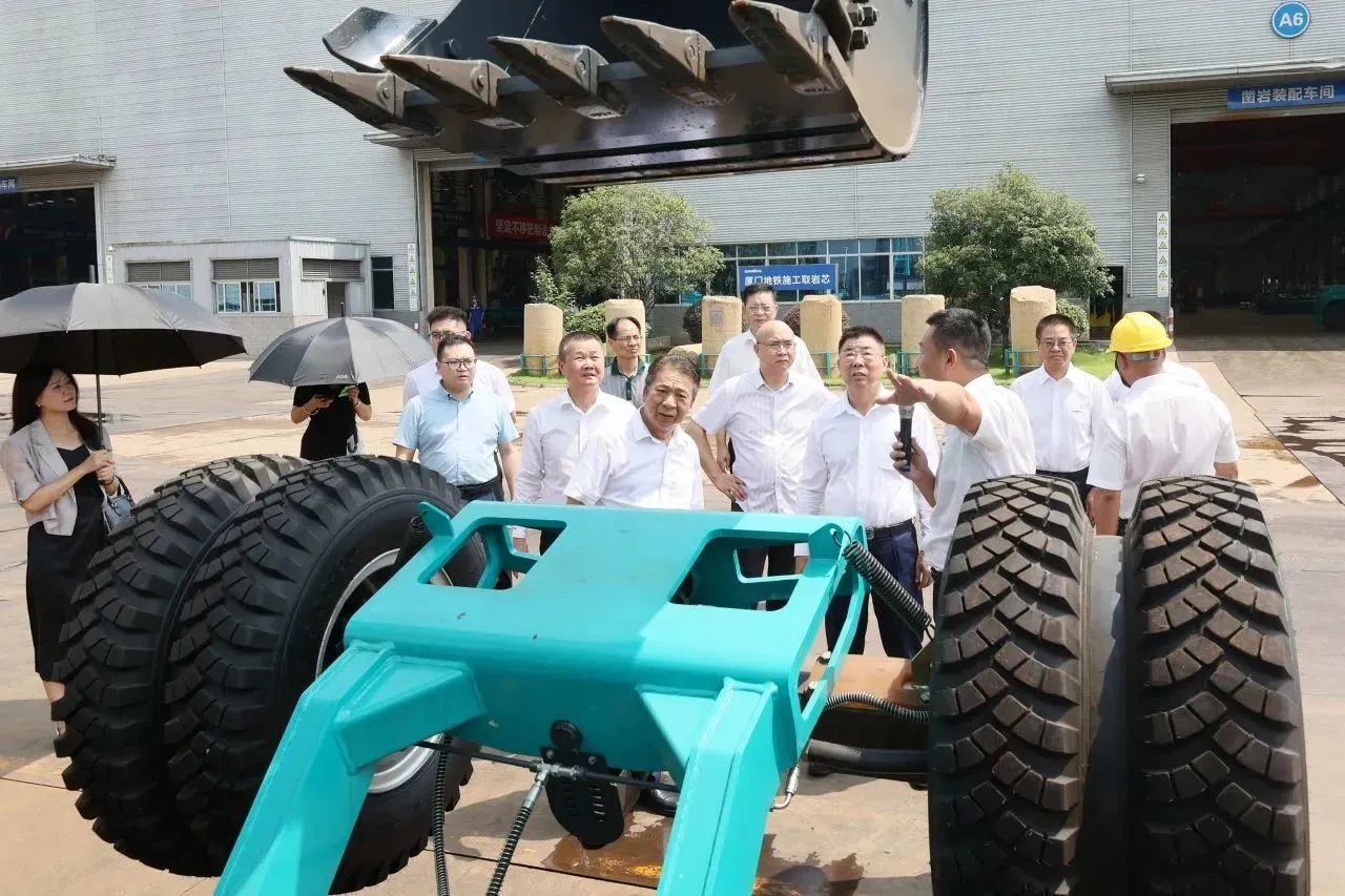 两门第界500强企业董事长同访尊龙凯时官网网址智能