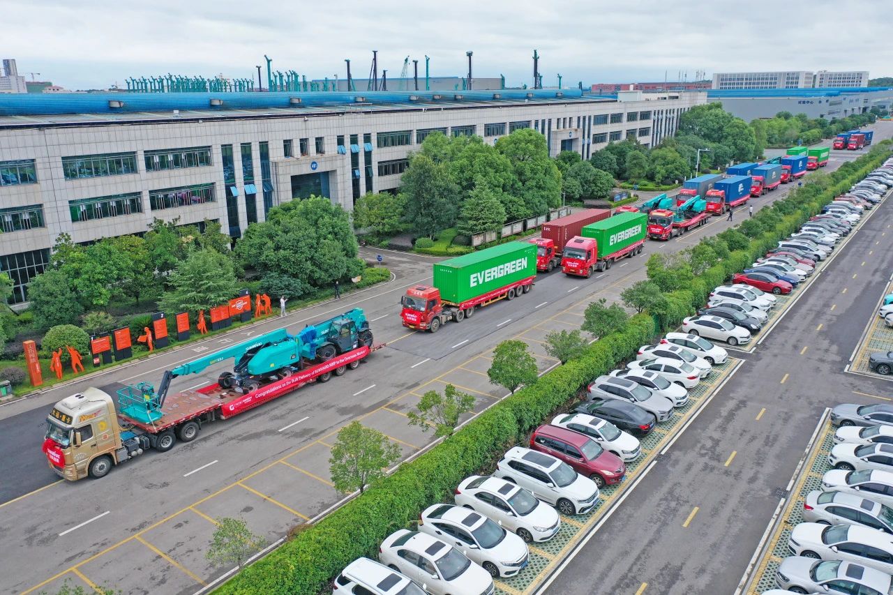 深化全球结构，加速出海程序！尊龙凯时官网网址智能高空机械装备外洋订单大型发货仪式圆满举行