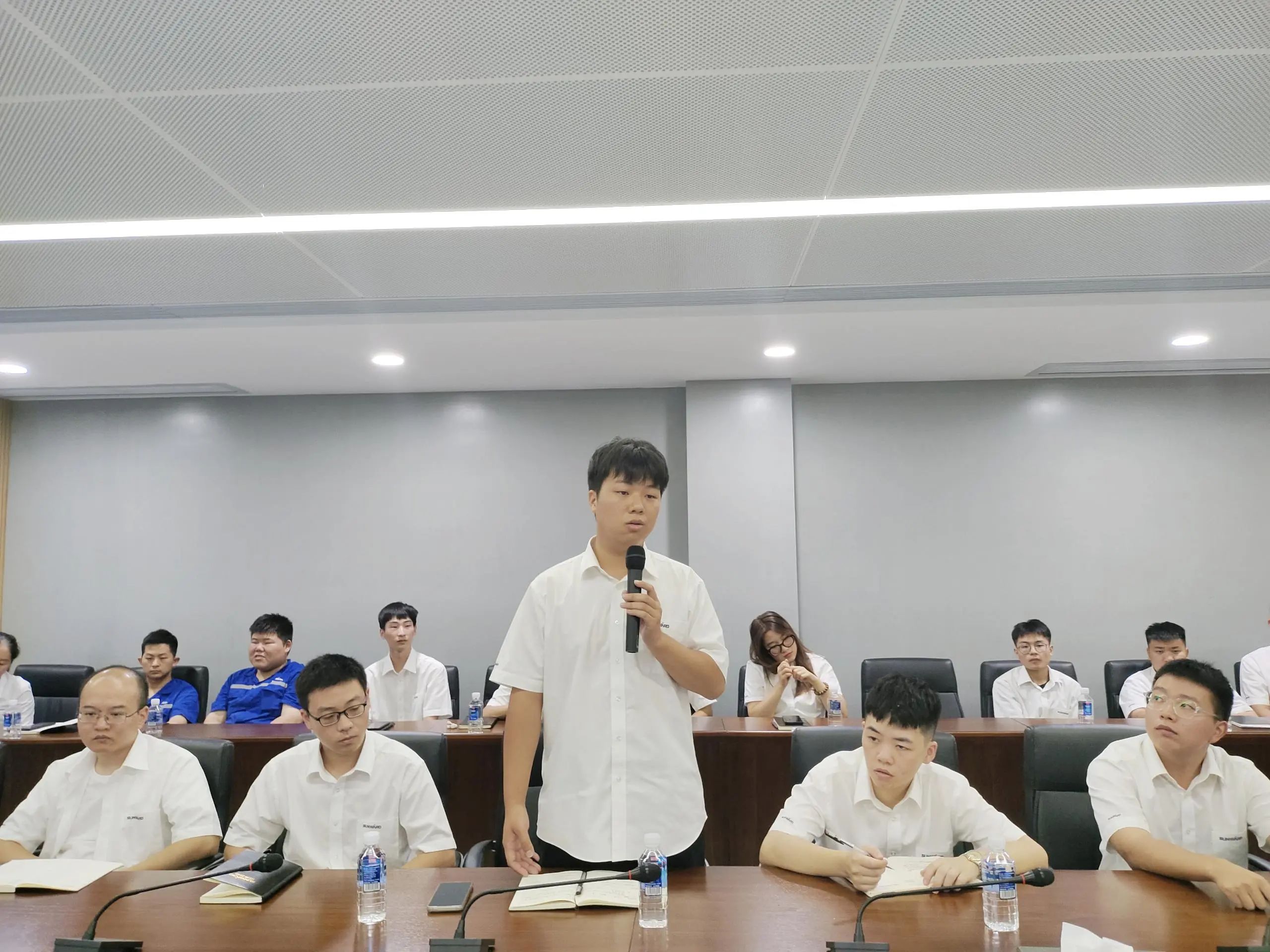 泛论心声，共话未来！这场应届结业生员工座谈会，很暖，很知心！