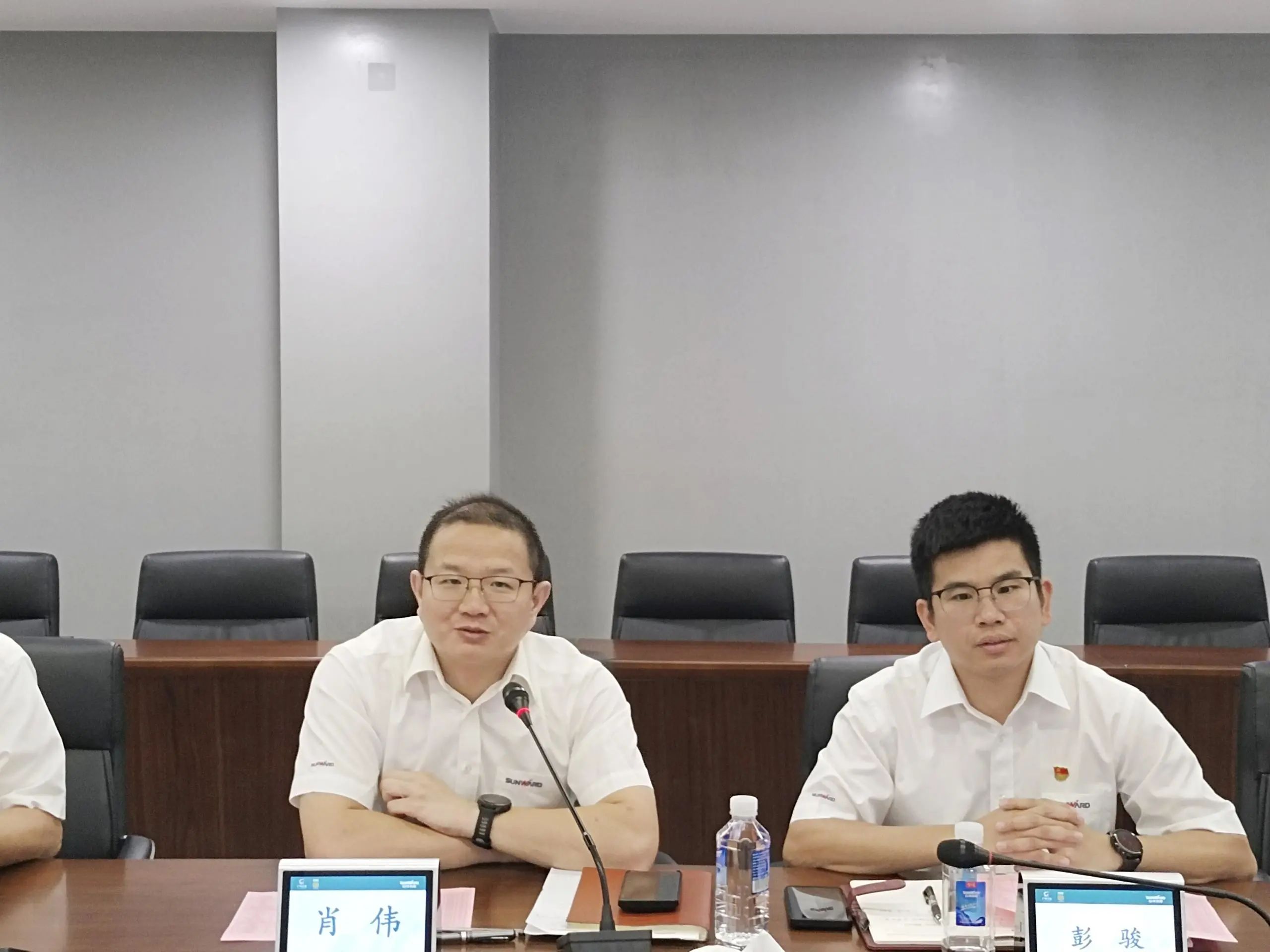 泛论心声，共话未来！这场应届结业生员工座谈会，很暖，很知心！