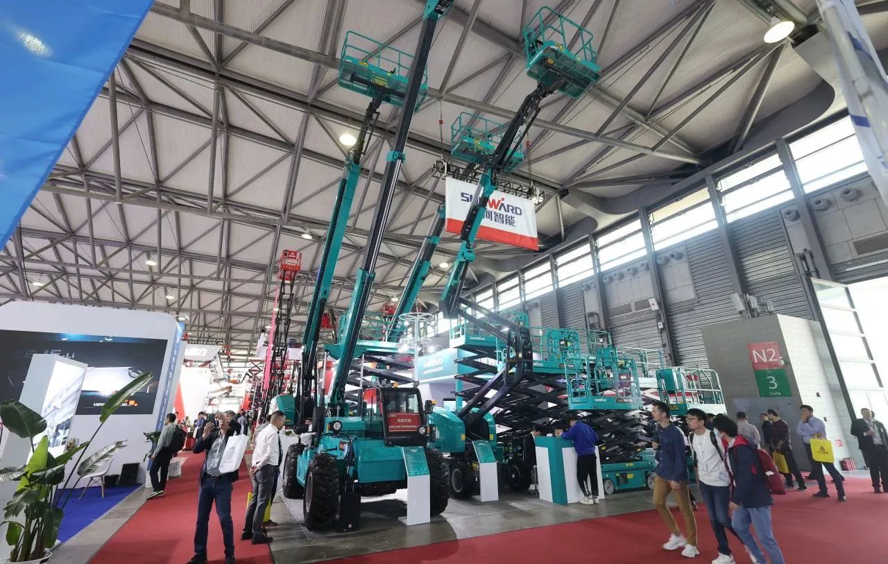 精品出击，闪灼魔都！尊龙凯时官网网址智能全系列高空机械亮相2023亚洲国际高空展