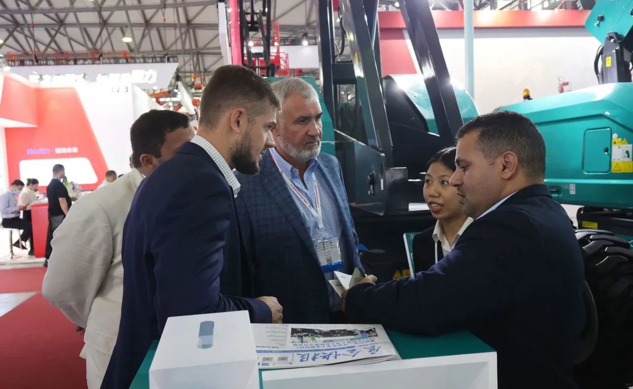 精品出击，闪灼魔都！尊龙凯时官网网址智能全系列高空机械亮相2023亚洲国际高空展