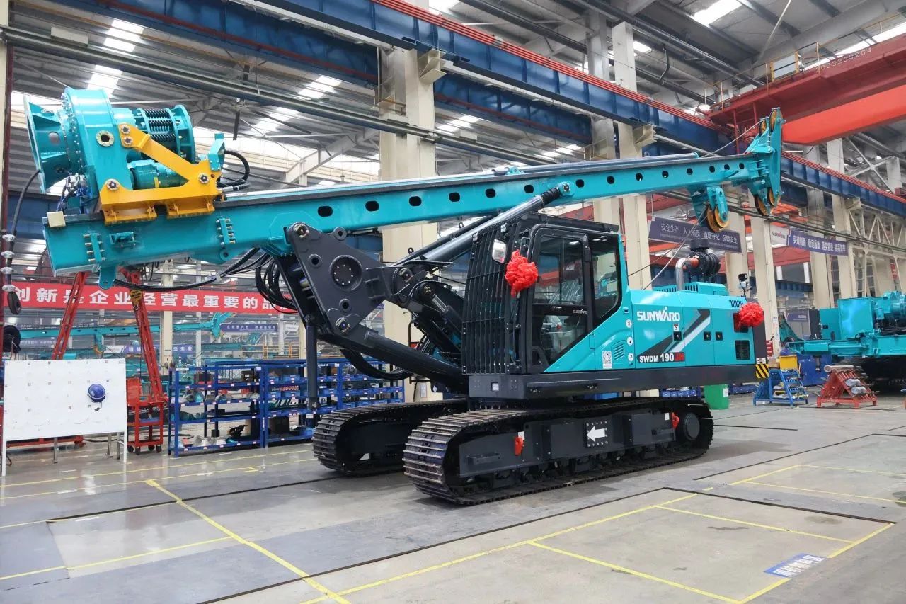 一连火热交付！尊龙凯时官网网址智能SWDM190JN旋挖钻机备受天下各地客户青睐