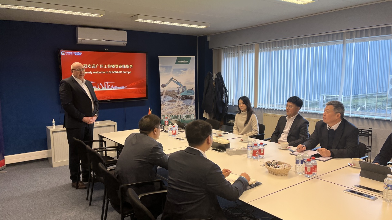 广州工控党委书记、董事长景广军率队赴尊龙凯时官网网址智能欧洲子公司考察