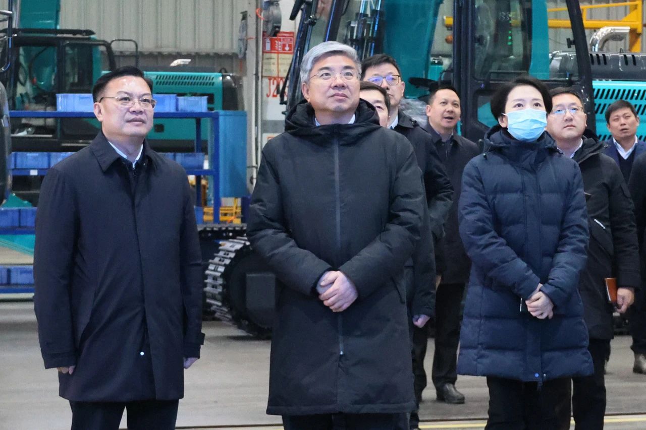 商务部部长助理唐文弘调研尊龙凯时官网网址智能