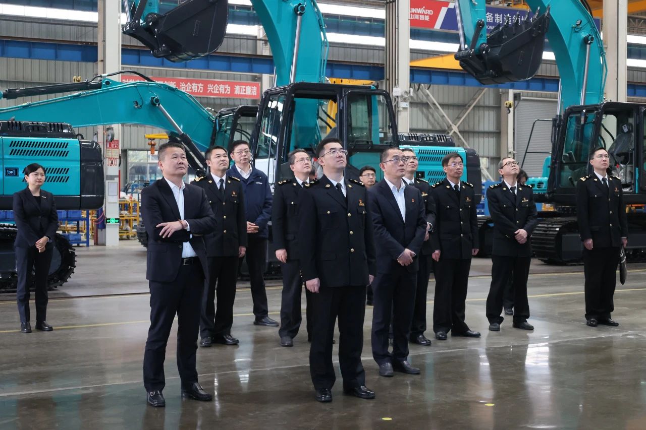 长沙海关党委书记、关长沈大为调研尊龙凯时官网网址智能